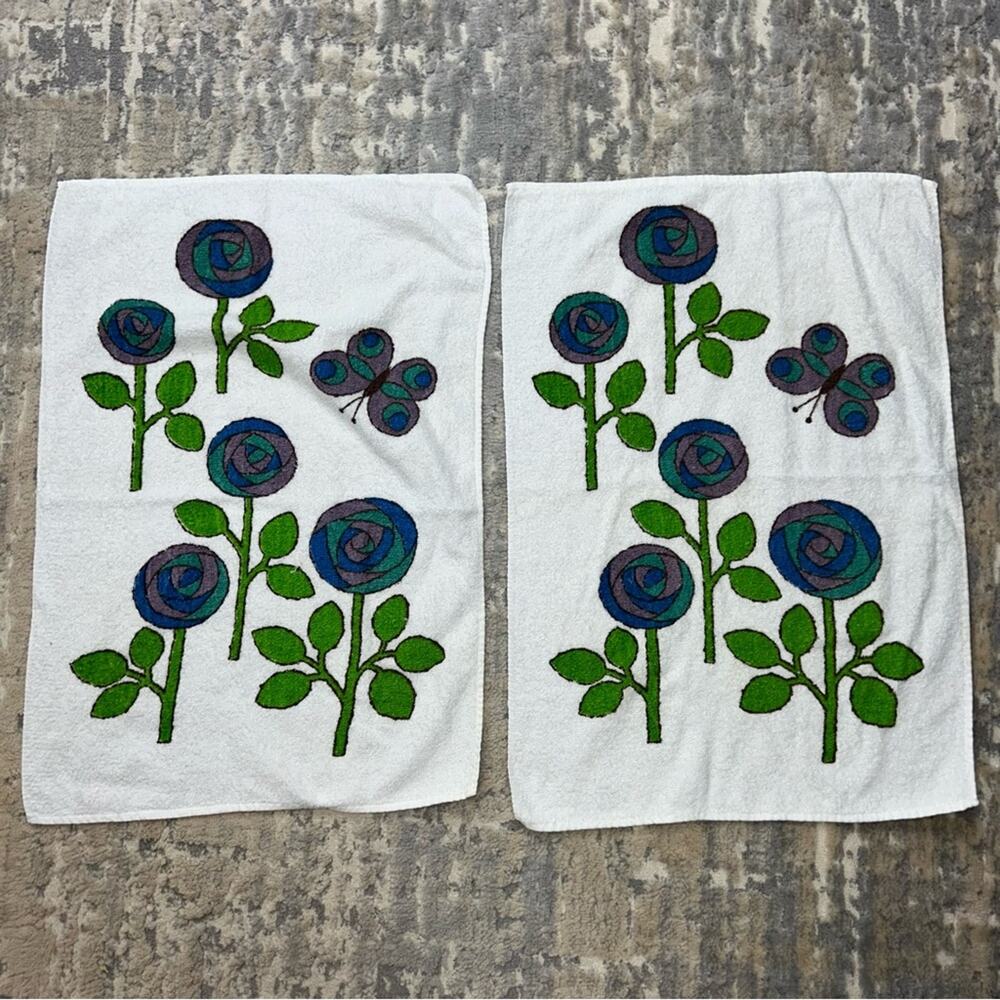 Vintage Penney’s Retro Bathroom Floral Butterfly Hand towels 2 Set 70s